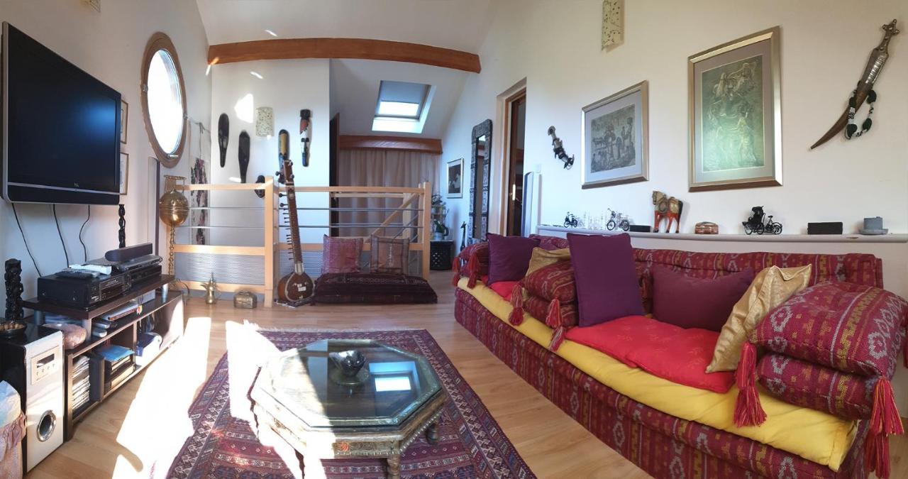 Suite indépendante de 66m2 tout confort et calme Villefranche-de-Rouergue Extérieur photo