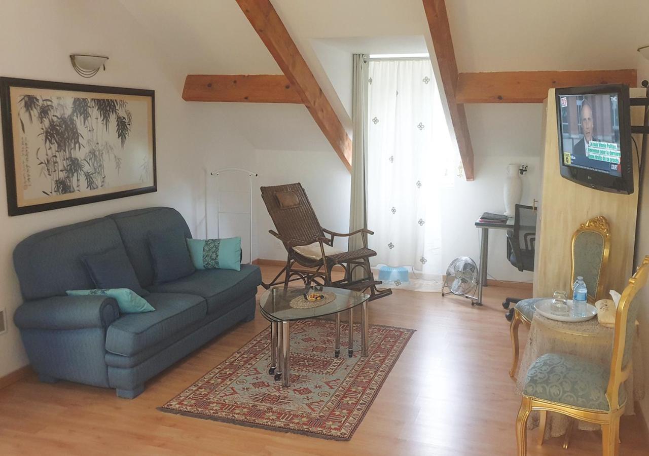 Suite indépendante de 66m2 tout confort et calme Villefranche-de-Rouergue Extérieur photo