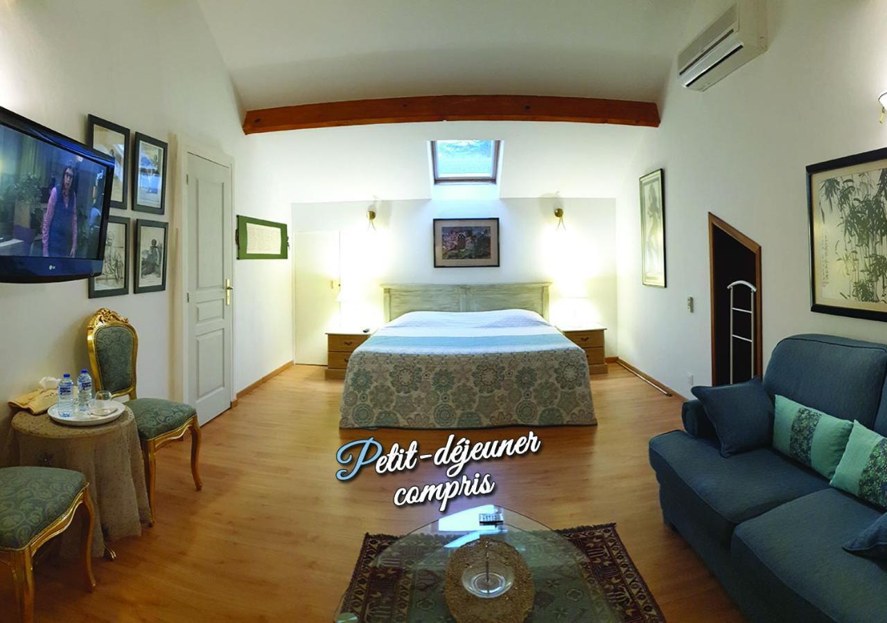 Suite indépendante de 66m2 tout confort et calme Villefranche-de-Rouergue Extérieur photo