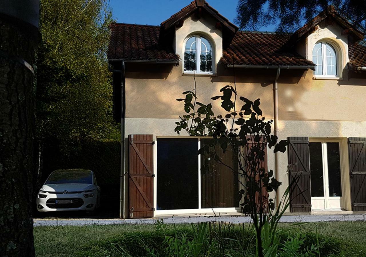 Suite indépendante de 66m2 tout confort et calme Villefranche-de-Rouergue Extérieur photo